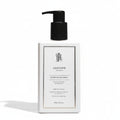 This Clarifying Shampoo is designed to gently cleanse away minerals and product build-up, revitalising the hair and leaving a clean slate prior to the application of hair extensions.