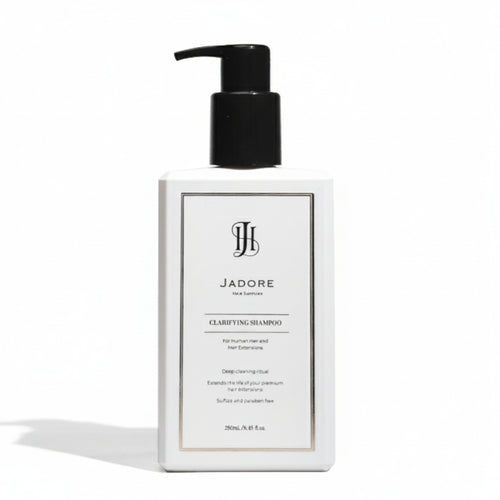 This Clarifying Shampoo is designed to gently cleanse away minerals and product build-up, revitalising the hair and leaving a clean slate prior to the application of hair extensions.