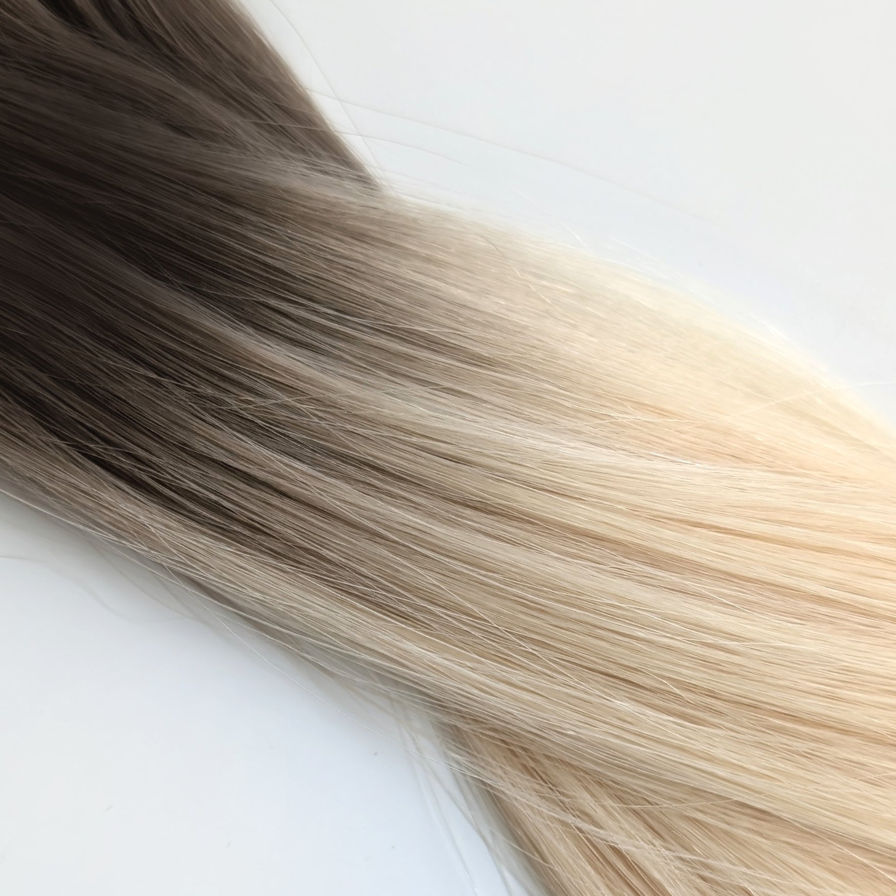 Lola Genius Weft